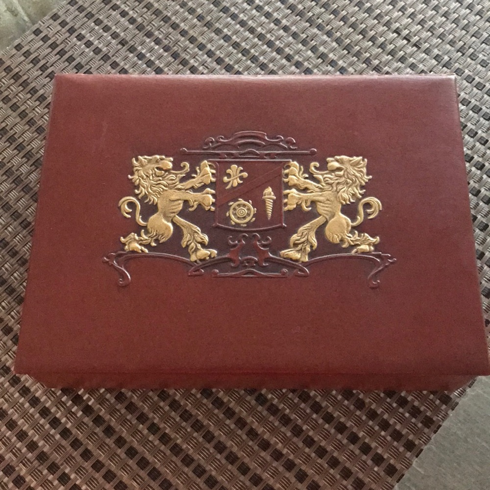 Vtg Ornate trinkets box lions burgundy Leo